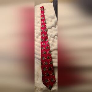 VINTAGE , 100% Silk, Red Christmas Santa/Tree Men/Teen/Child Tie